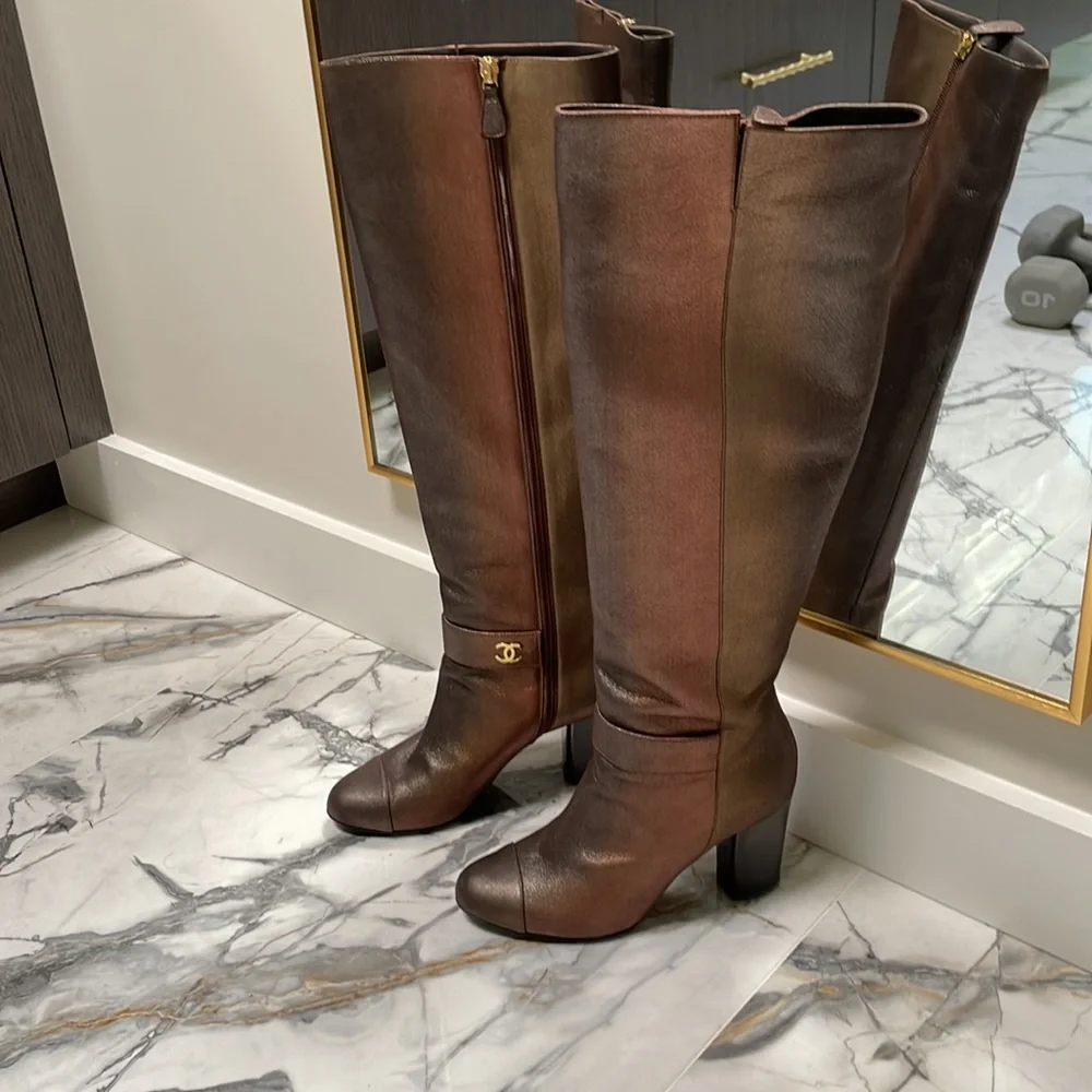 Chanel Iredecent Calfskin High Boots Gold 🤎🍁🍂